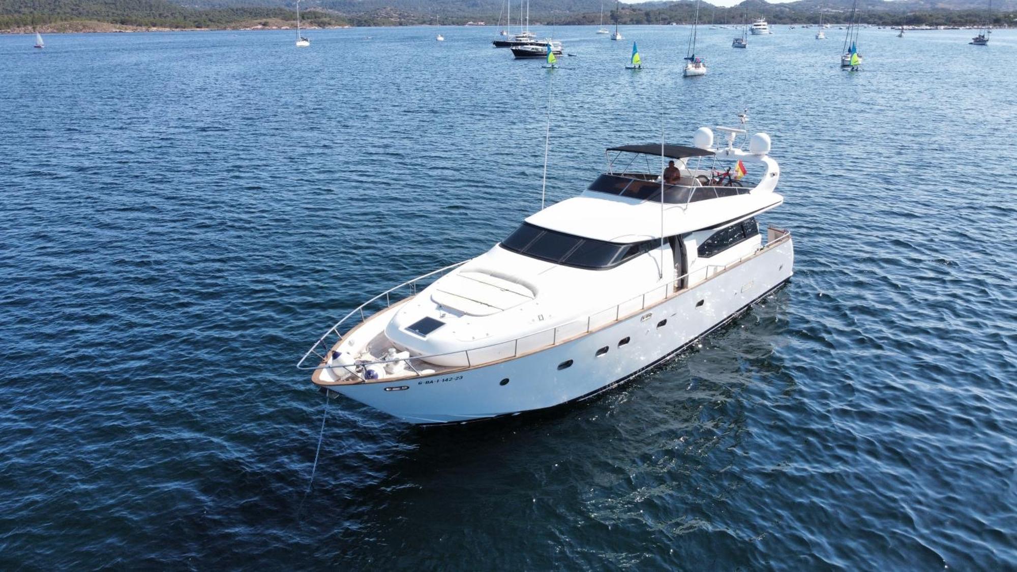 Yacht 20Metros Hotel Sant Adria de Besos Exterior foto